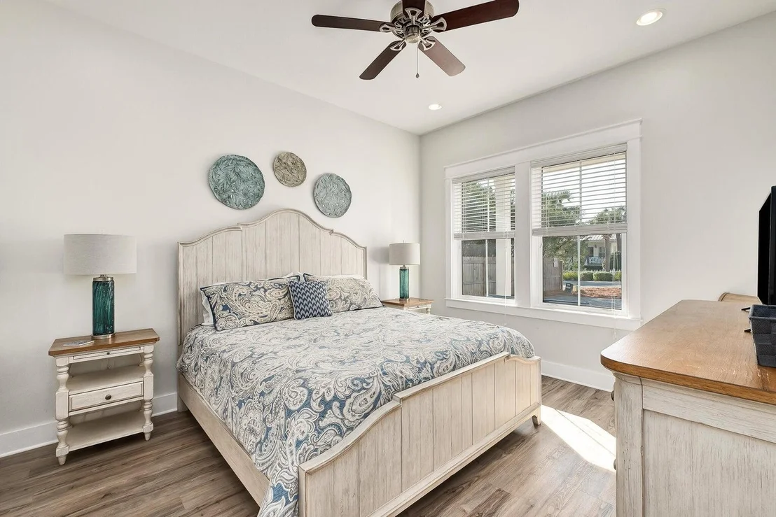Photo of 99 Stingray Street