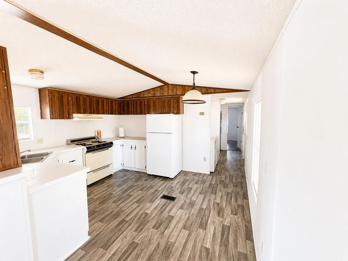 Photo of 1143 4Th Circle