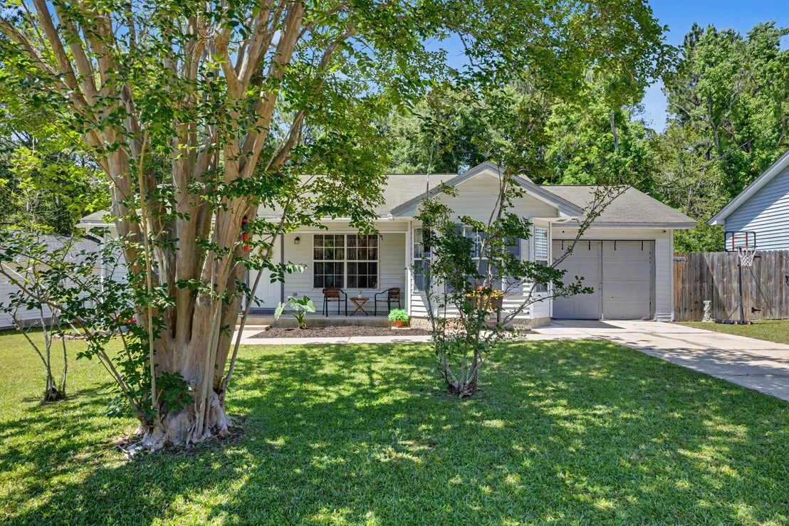 Photo of 226 Southview Drive