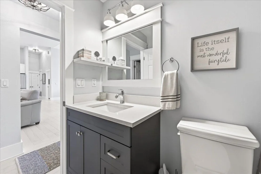 Photo of 627 Bayshore Drive