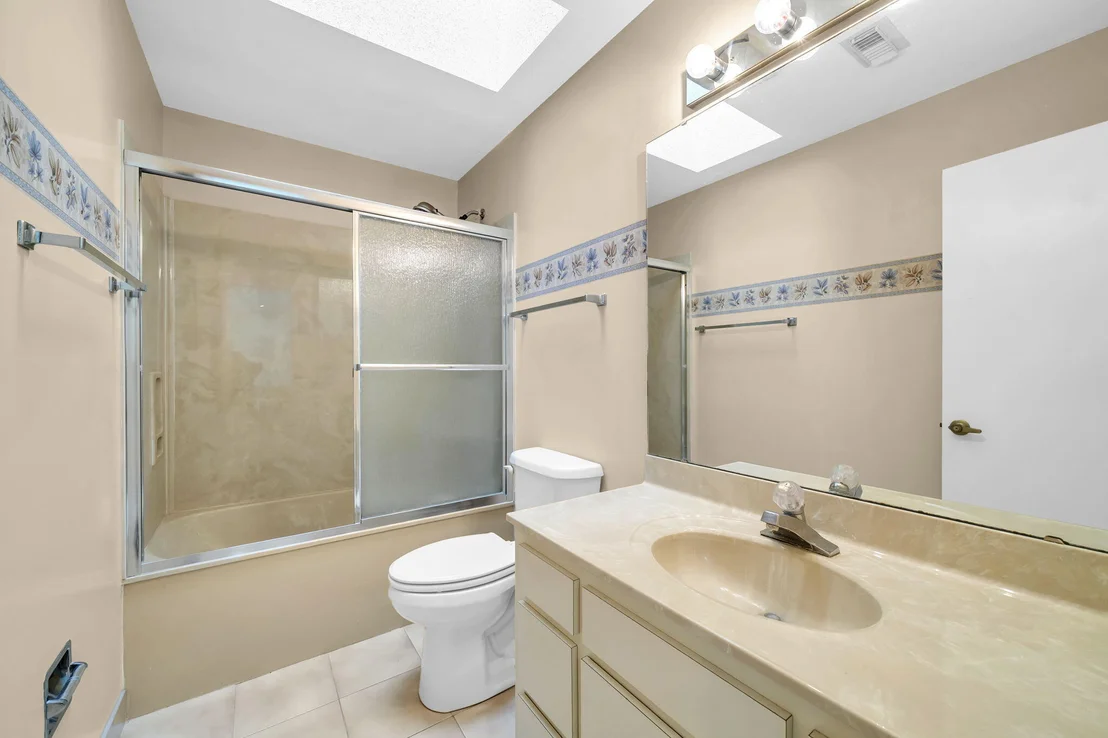 Photo of 129 Gleneagles Drive