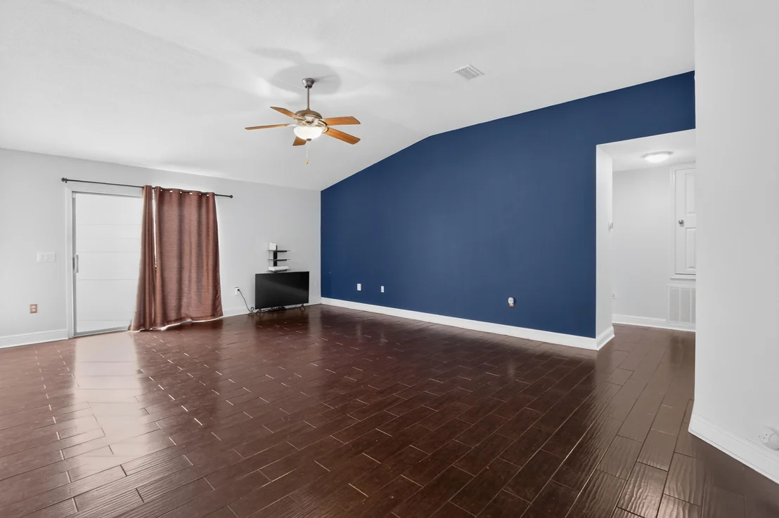 Photo of 6280 Equine Drive