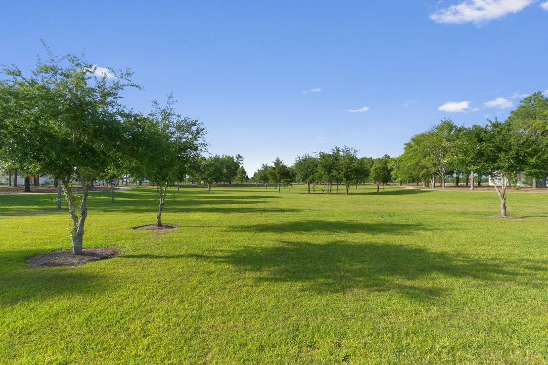 Photo of 454 Arrowwood Boulevard