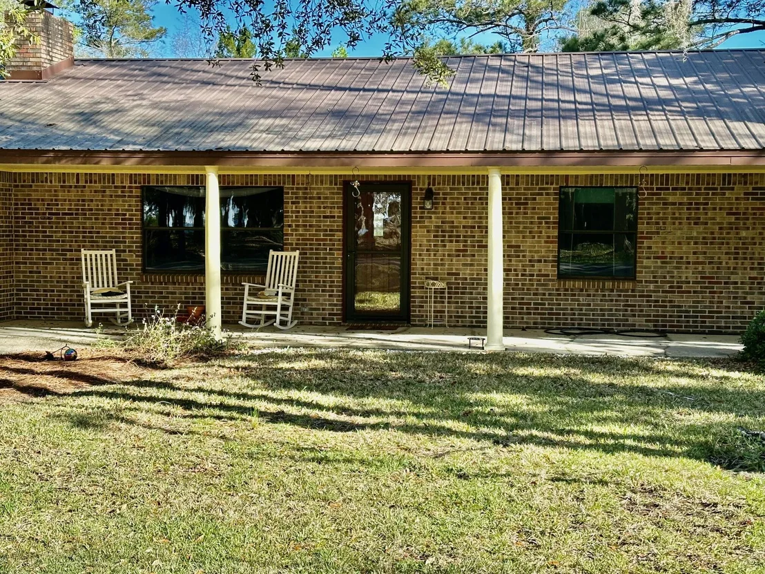 Photo of 444 Pitts Bayshore Drive