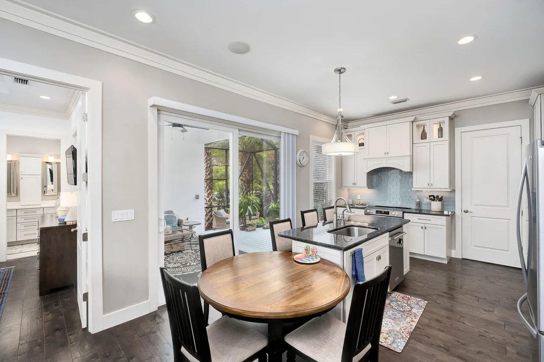 Photo of 47 Saint Simon Circle