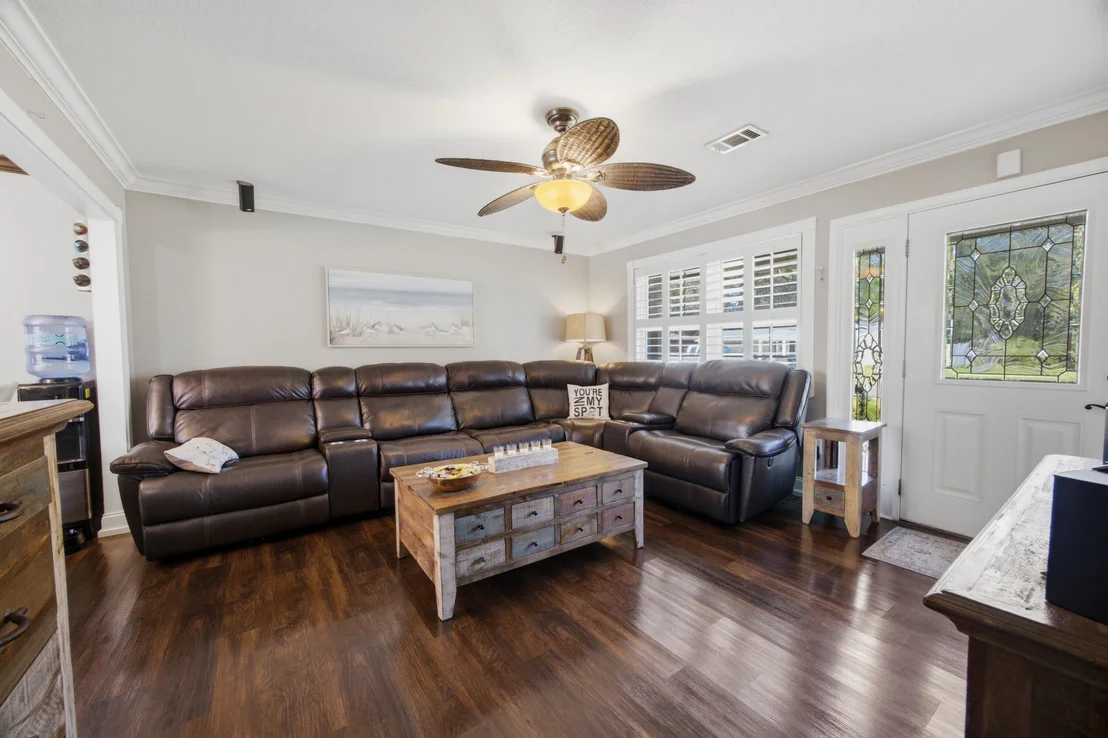 Photo of 325 Echo Circle