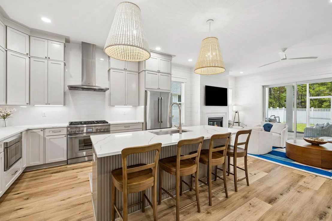 Photo of 123 E Pollard Cove
