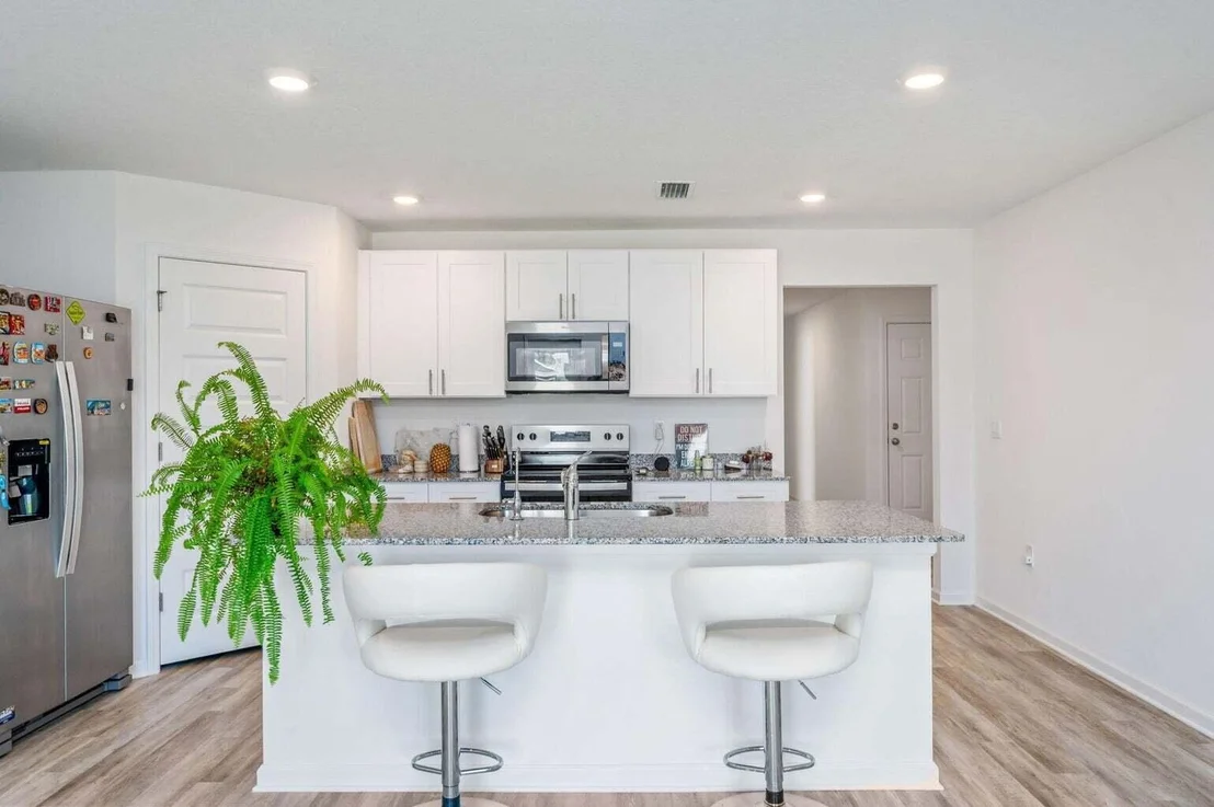 Photo of 103 Riverwalk Circle