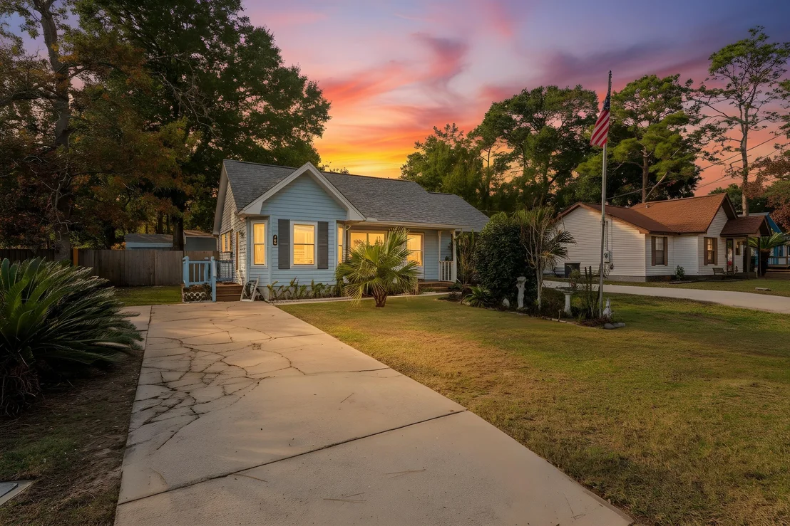 Photo of 144 Oak Terrace Drive