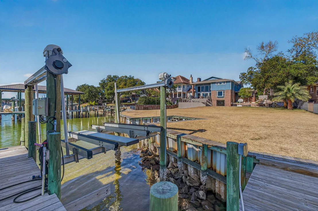 Photo of 228 Lafitte Crescent