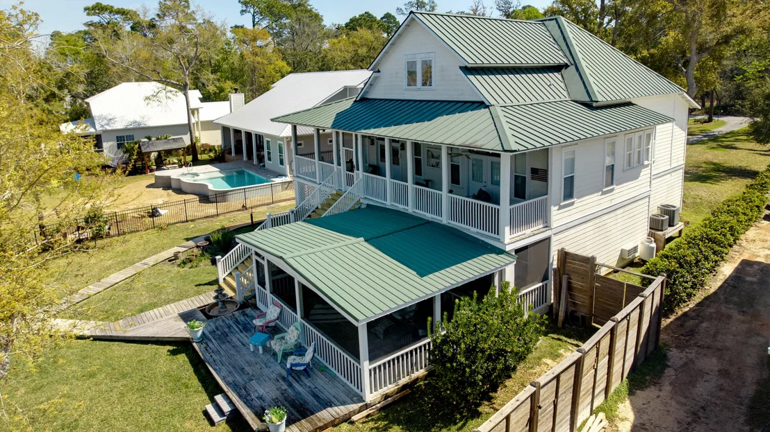 Photo of 1422 Lagrange Road