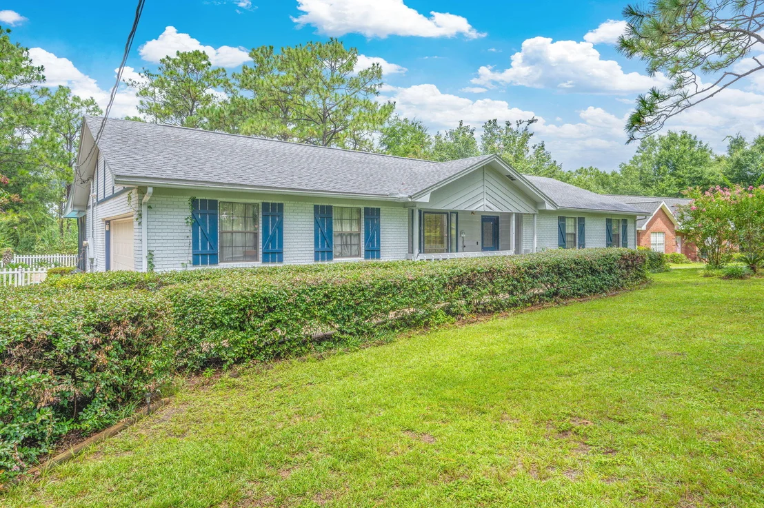 Photo of 5770 Wildwood Road