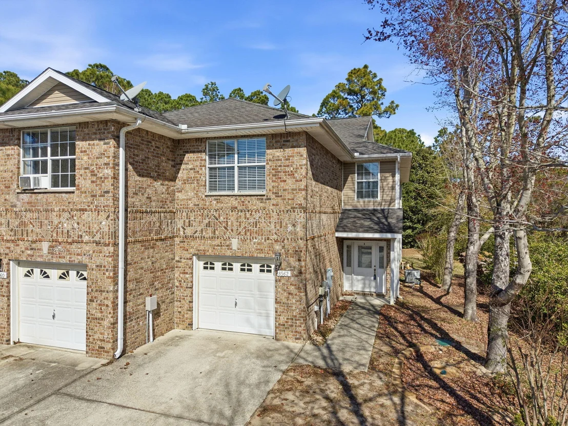 Photo of 8562 Laredo Street