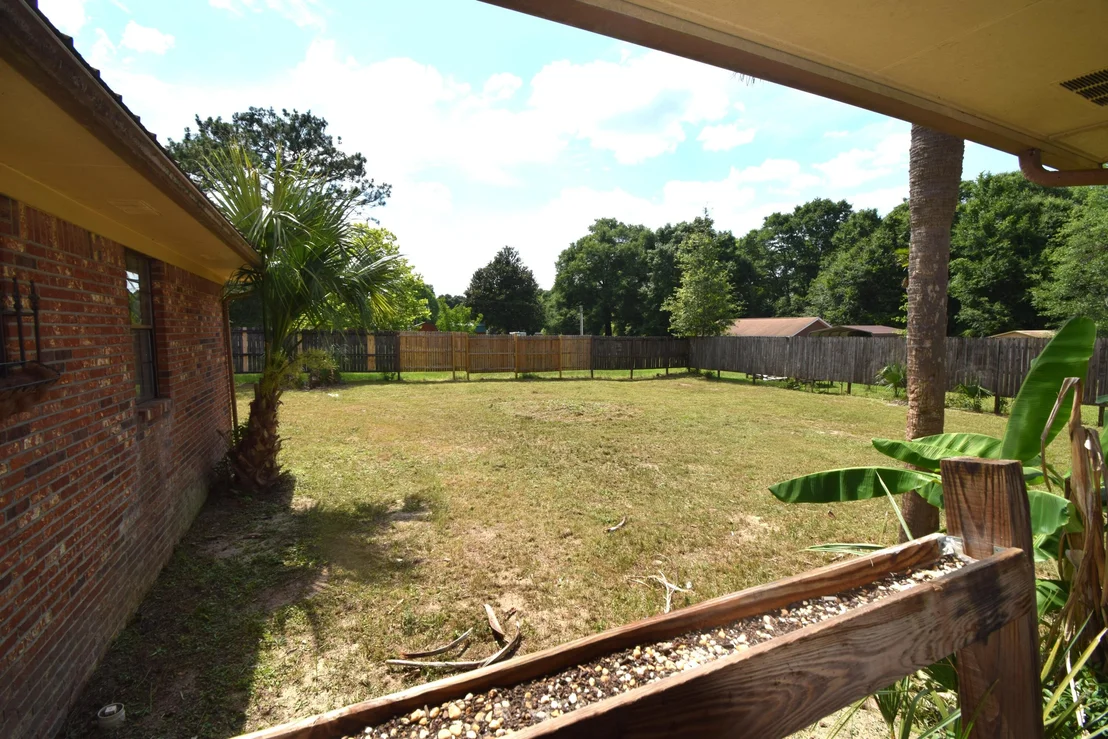 Photo of 6047 Eden Square