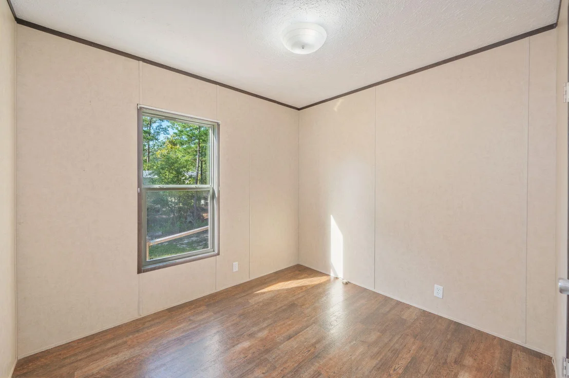 Photo of 5276 Third Avenue