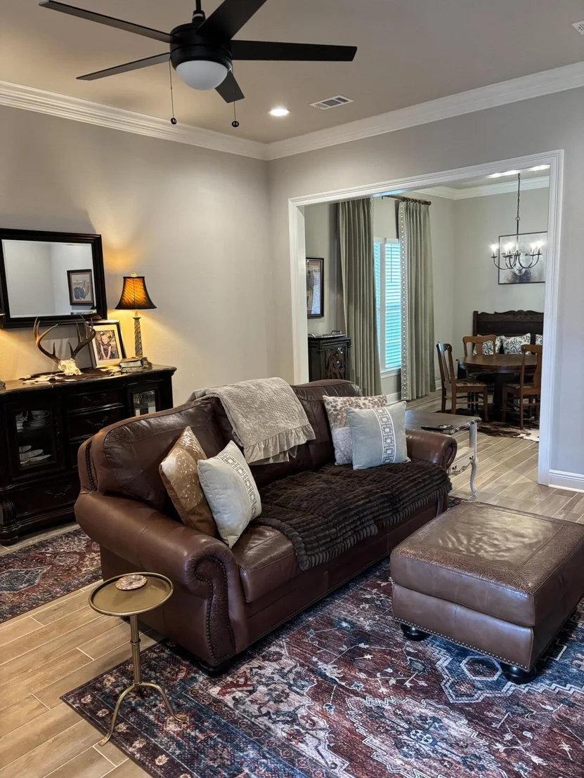Photo of 160 Hydrangea Boulevard