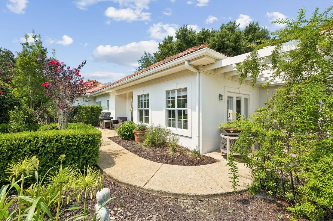 Photo of 8012 Legend Creek Drive