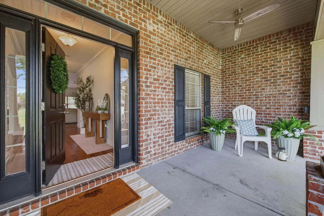 Photo of 143 Crab Apple Avenue