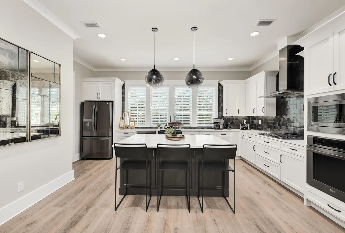 Photo of 107 Grande Pointe Drive