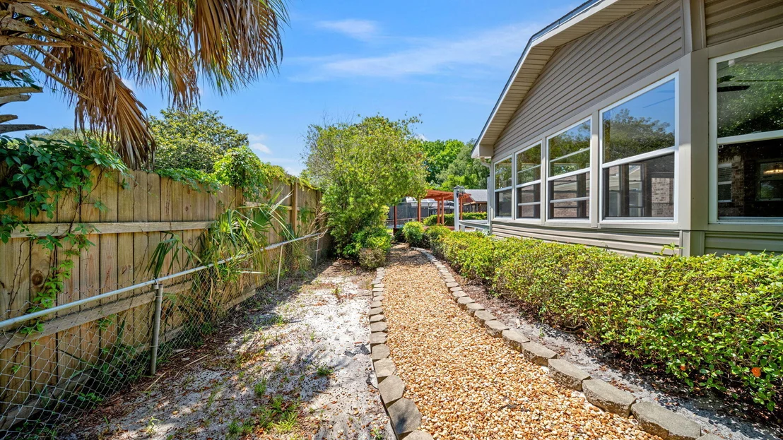 Photo of 628 Mountain Drive