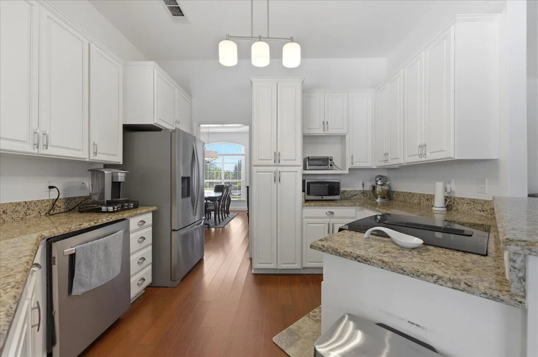 Photo of 4034 Bond Circle