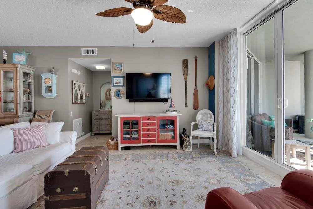 Photo of Unit W15E at 8501 Gulf Boulevard