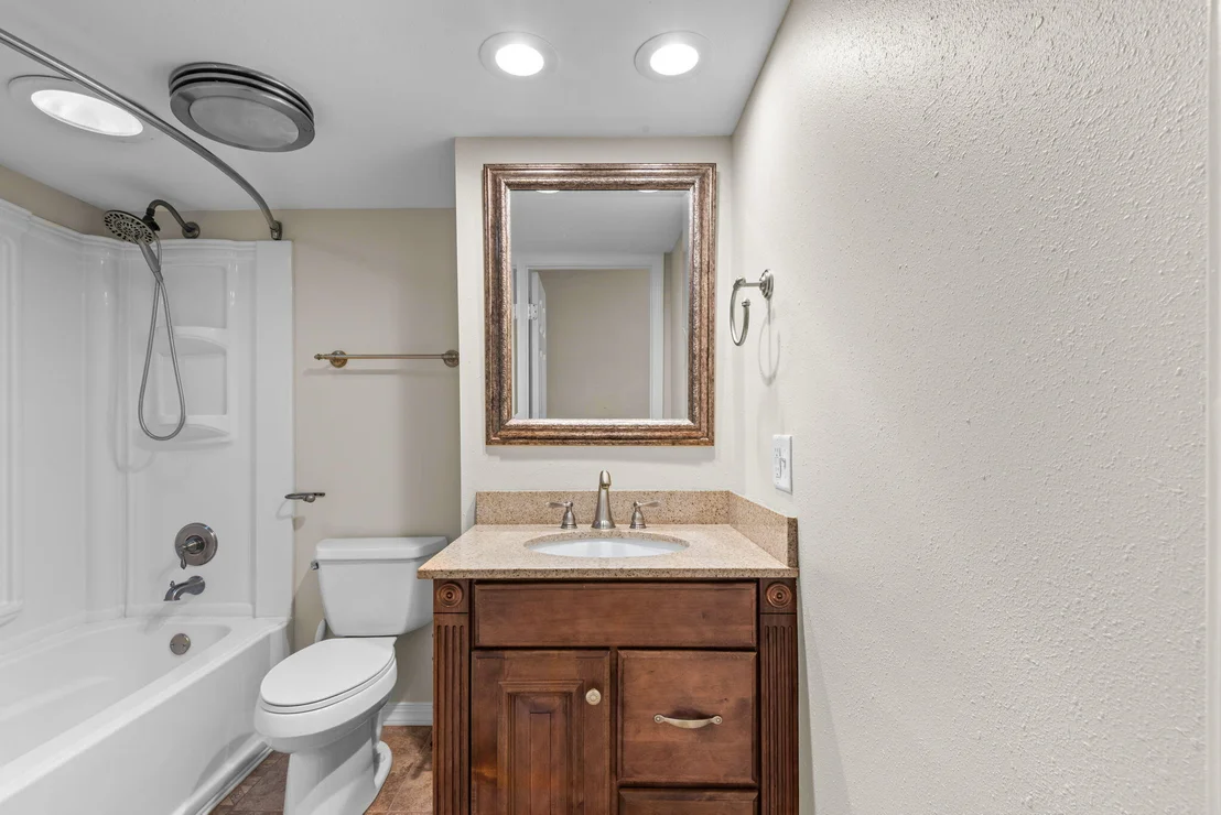 Photo of 5 Maple Avenue