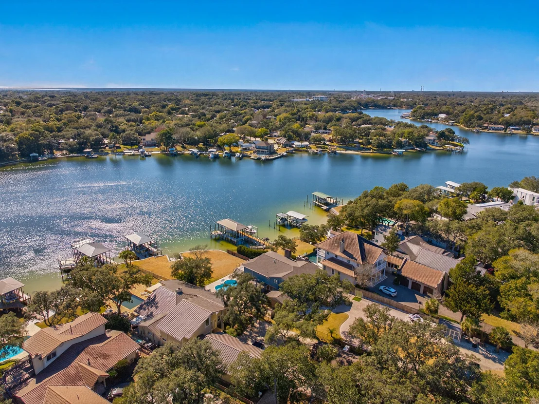 Photo of 228 Lafitte Crescent