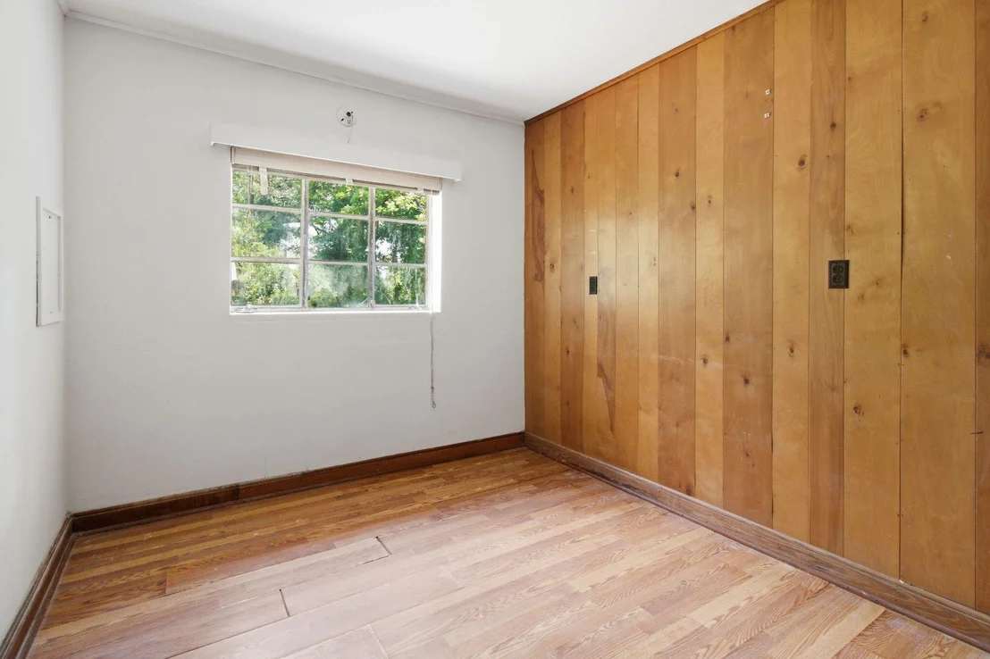 Photo of 855 N Pearl Street