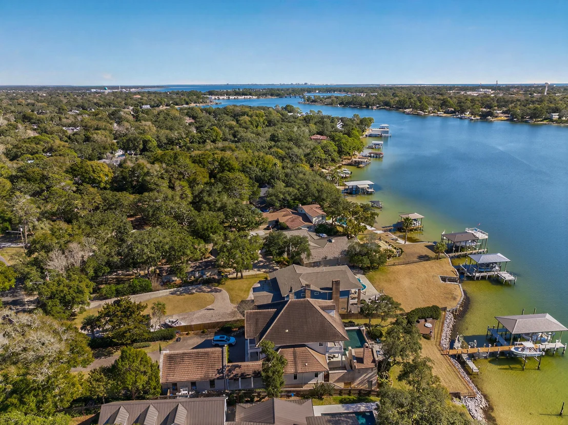Photo of 228 Lafitte Crescent