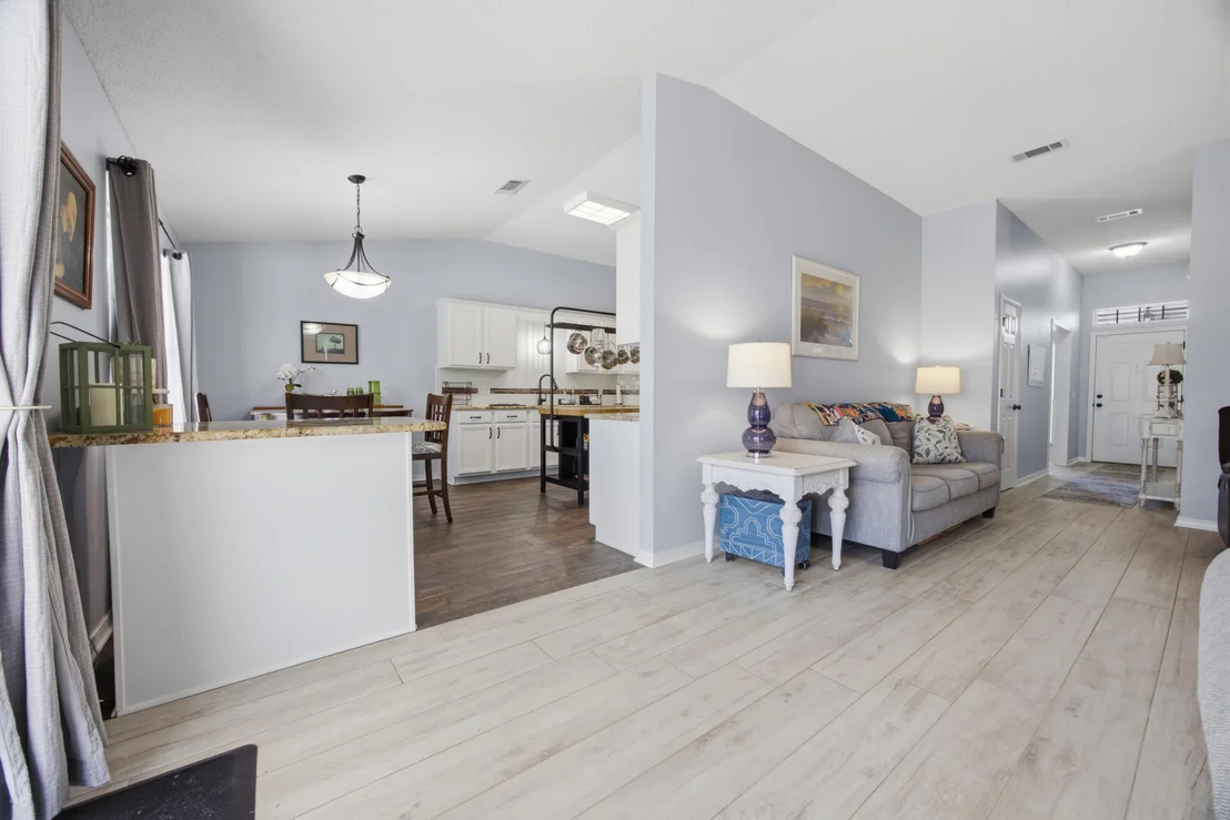 Photo of 7367 Brevard Street