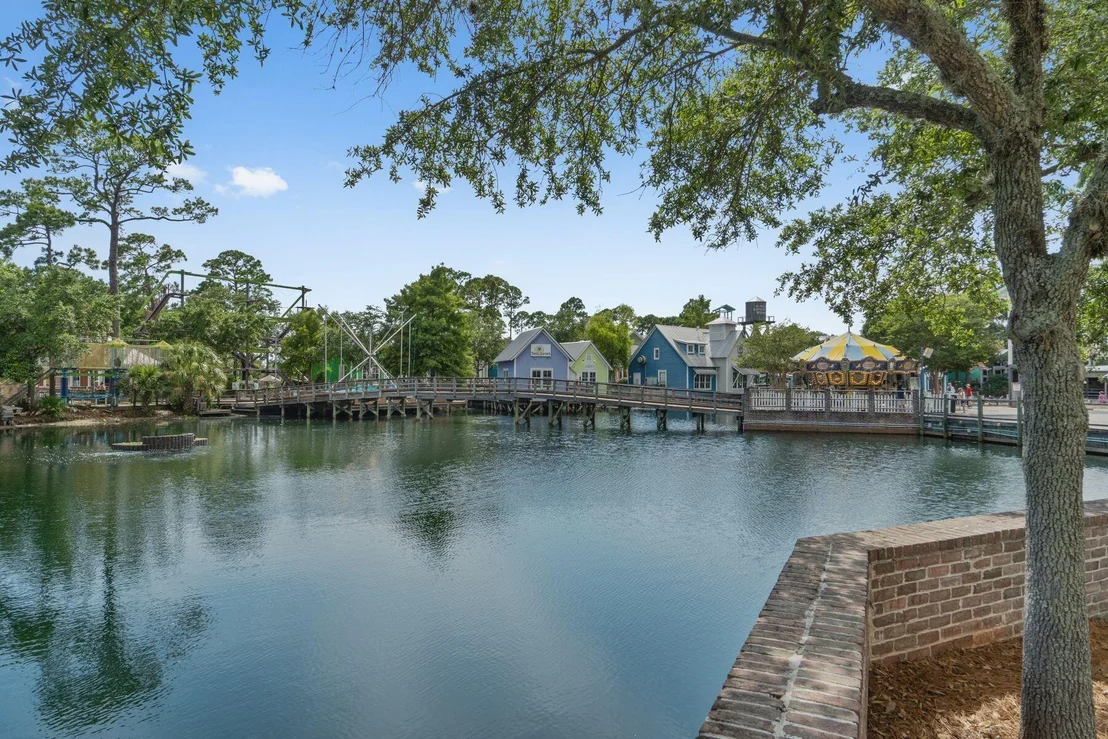 Photo of 205 W Sandestin Boulevard