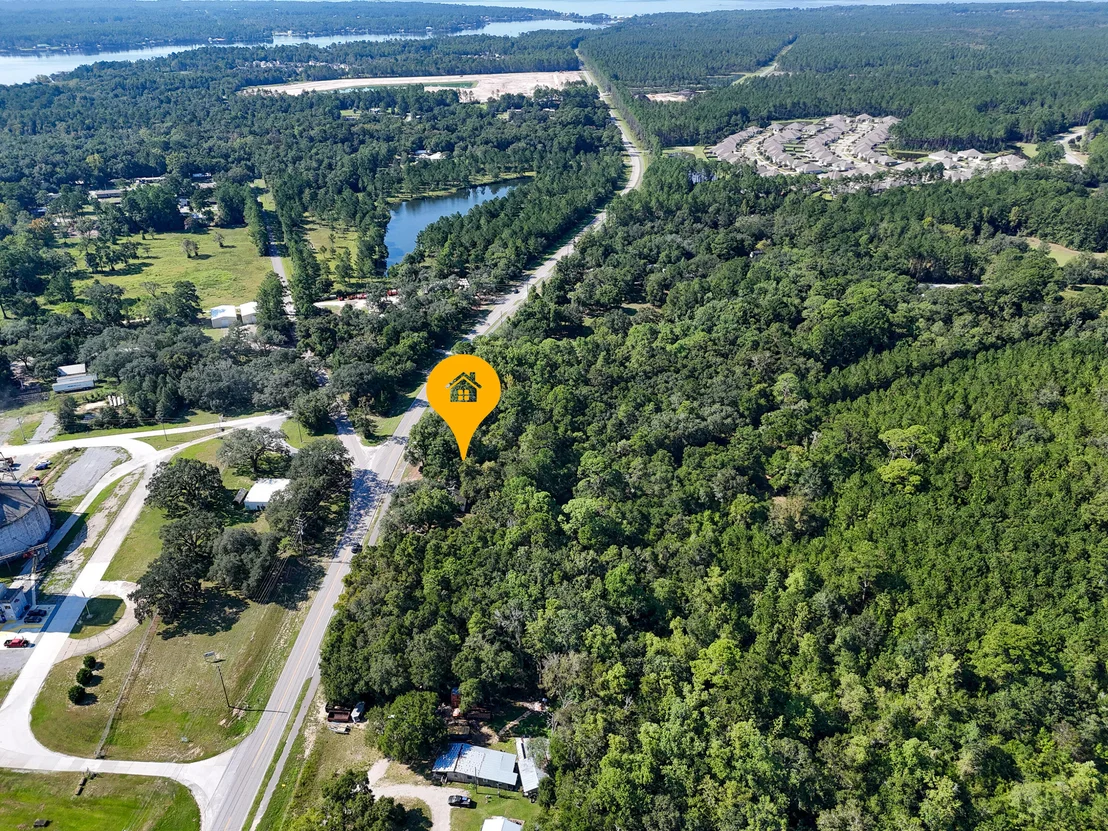 Photo of 700 E County Highway 83A