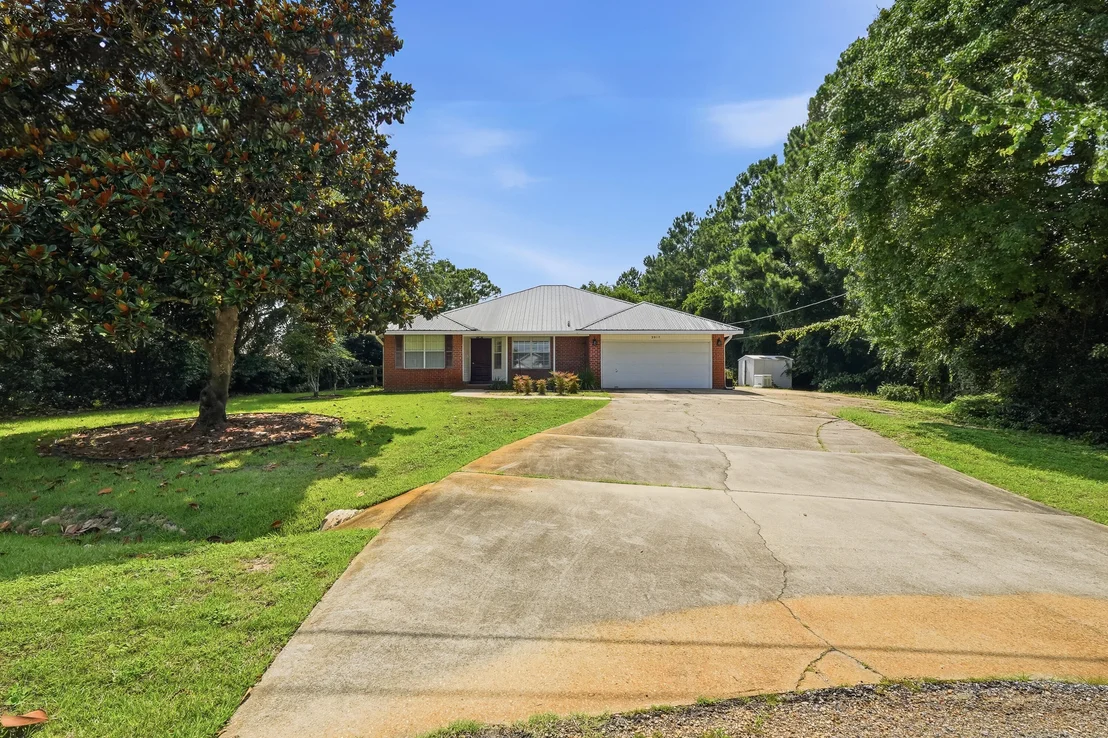 Photo of 2017 Candlewood Drive