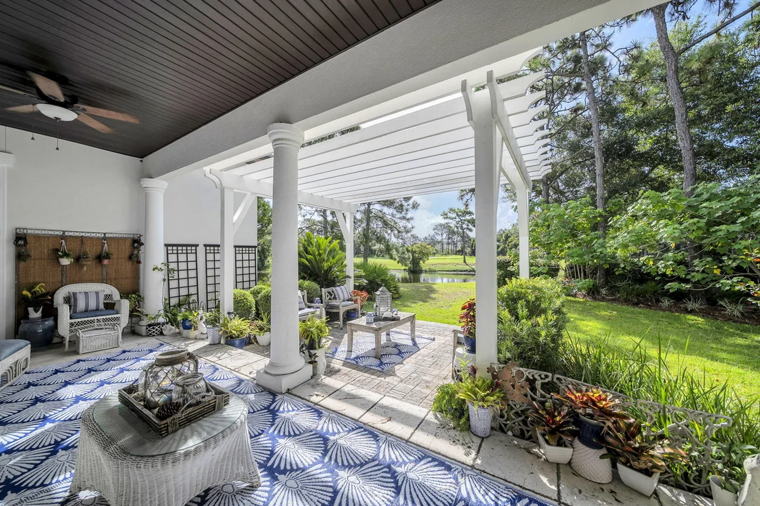 Photo of 4470 Stonebridge Road
