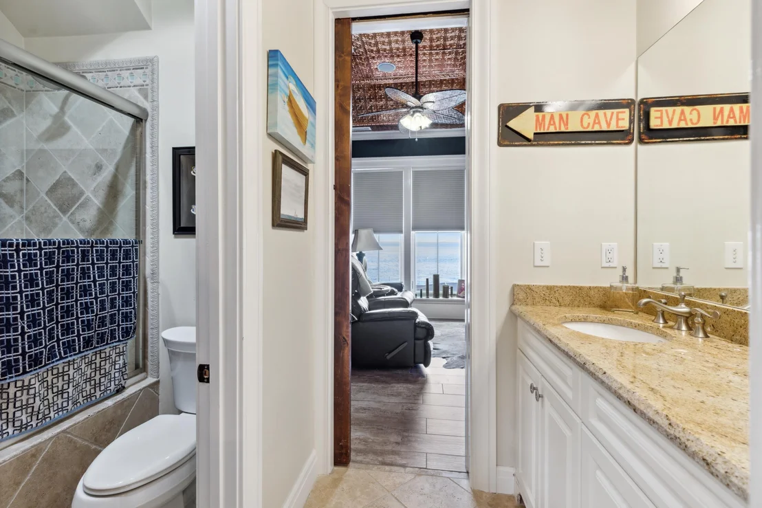 Photo of 4300 Breakwater Drive