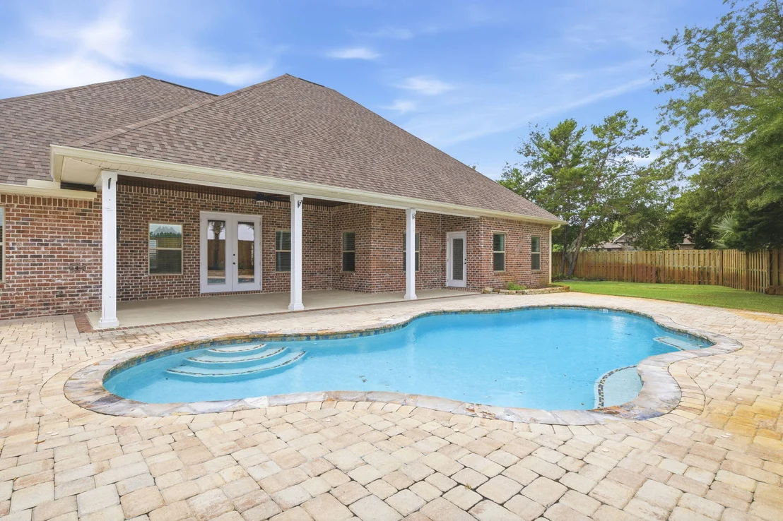 Photo of 5140 Sandy Shores Drive