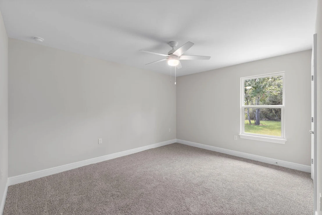 Photo of 2425 Cove Road