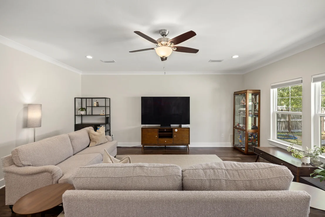 Photo of 1170 Deer Moss Loop