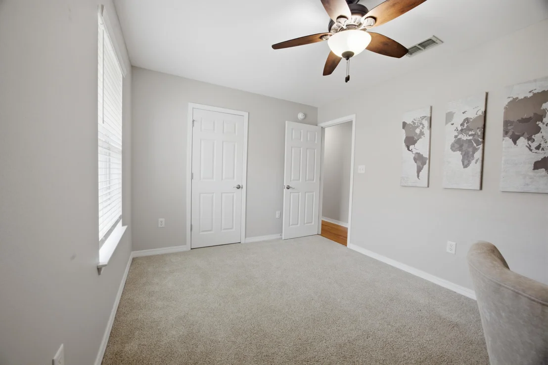 Photo of 2176 Bromly Drive