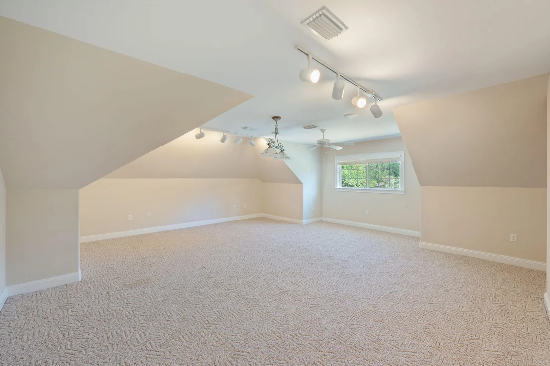 Photo of 5833 Hunting Meadows Drive