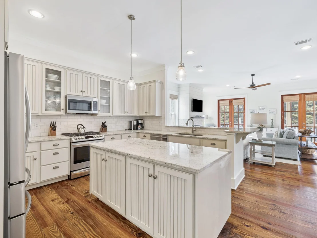 Photo of 384 Red Cedar Way