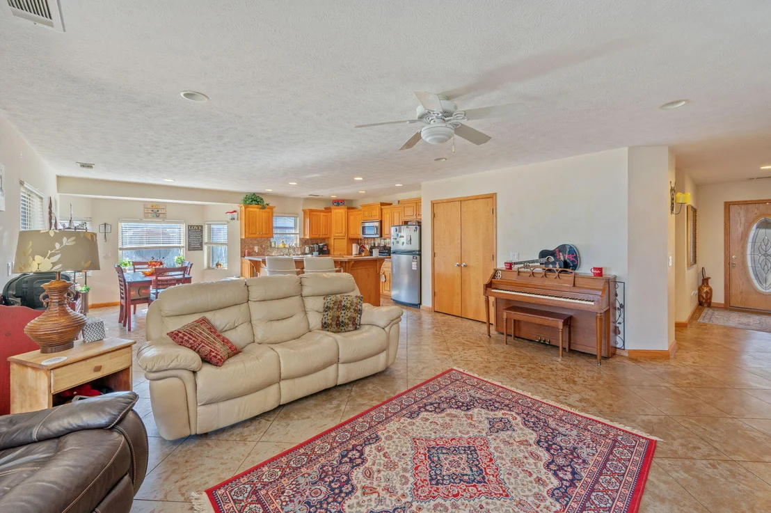 Photo of 2524 Lincoln Road