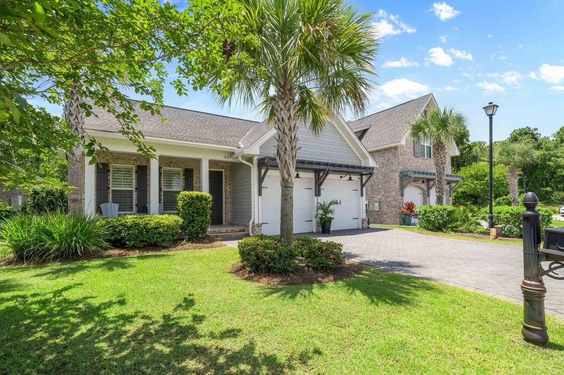 Photo of 327 Cobalt Lane