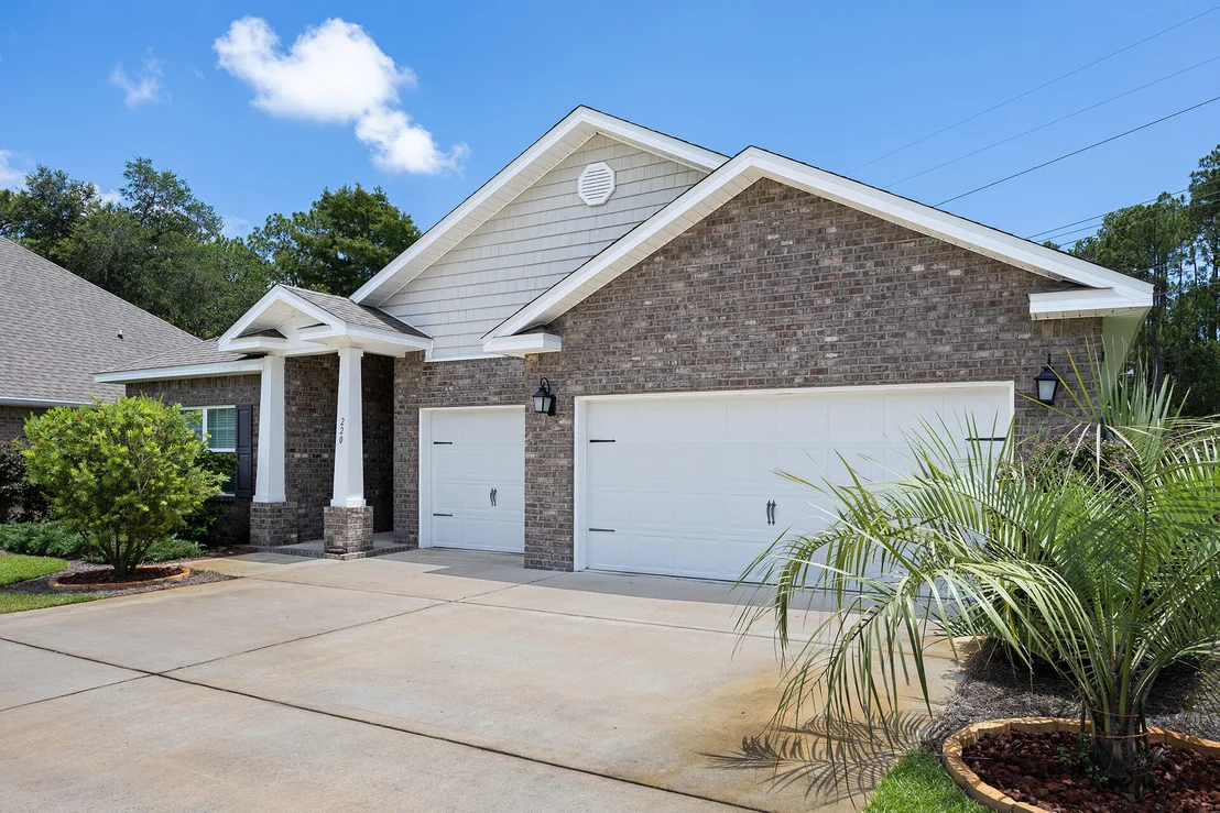 Photo of 220 Conner Circle