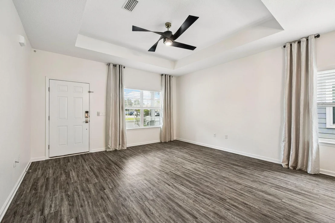 Photo of 48 Sarona Street