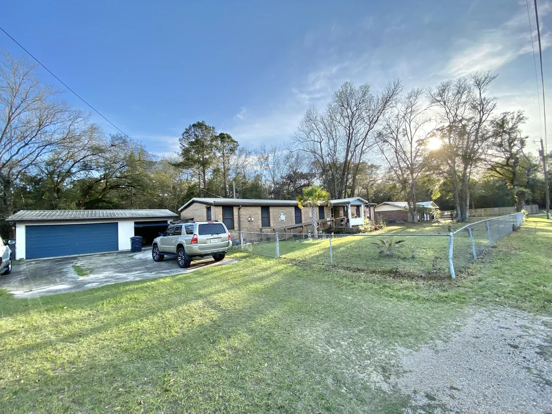 Photo of 46 Andy Drive
