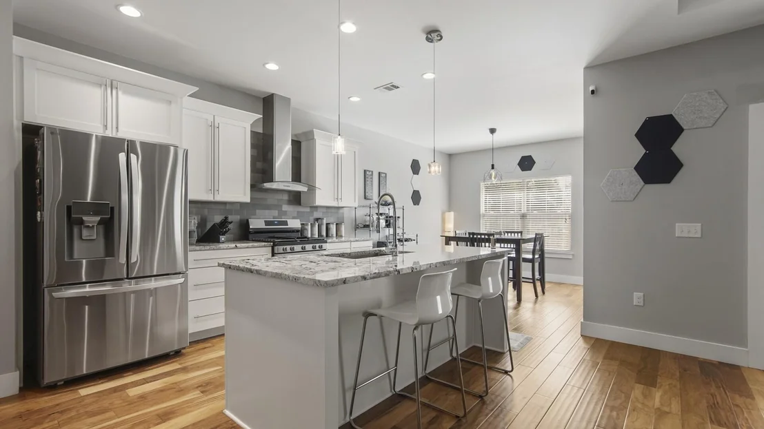 Photo of 2806 Dunlop Lane