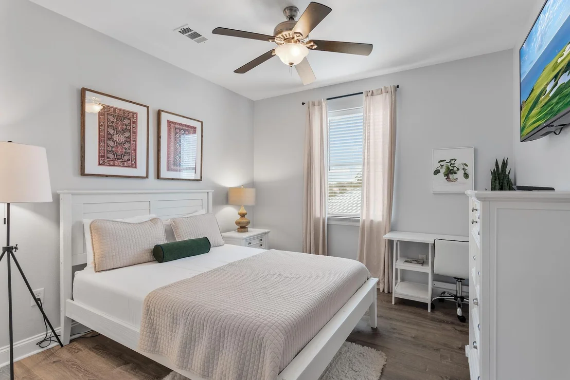 Photo of 102 Terra Cotta Way