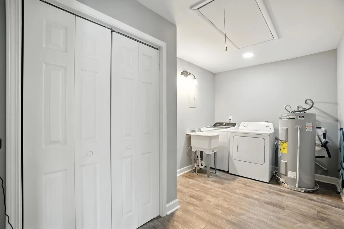 Photo of 4608 Riley Road